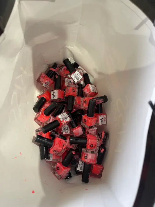 Bulk Lot Nail Polish<br><b style="color: #03236a;">JBAU582</b><br><b style="color: #03236a;">Expired</b>