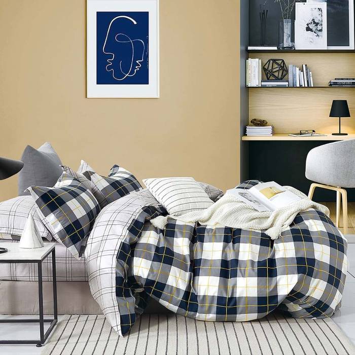 King Bed Quilt Cover Set<br><br><b style="color: #03236a;">RRP $179.00</b>