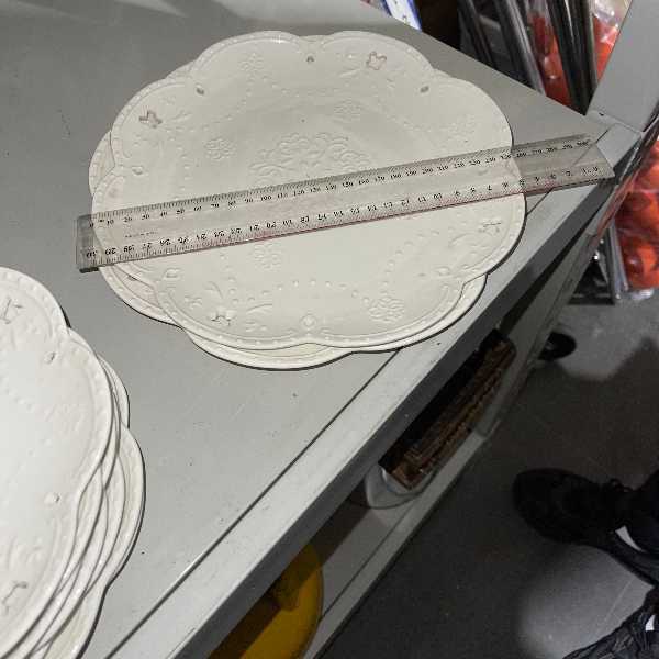 PickUp Only - Assorted Plates x 12