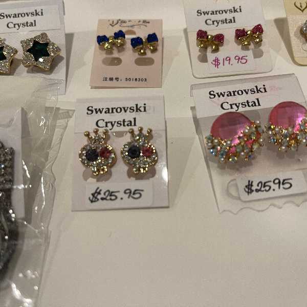 8 x Assorted Earings Jewellery