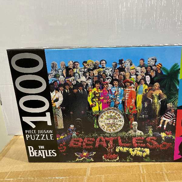 1000 Piece Beatles Puzzle <br><Br><b style="color: #03236a;">Beatles</b>