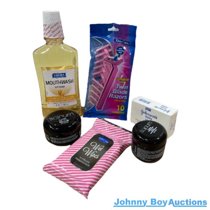 Bulk Lot of Assorted Items<br><br><b style="color: #03236b;">Lot of 6</b>