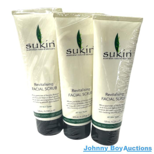 Bulk Lot of Sukin Revitasing Facial Scrub<br><b style="color: #03236a;">JBAU294</b><br><b style="color: #03236b;">Lot of 3</b>