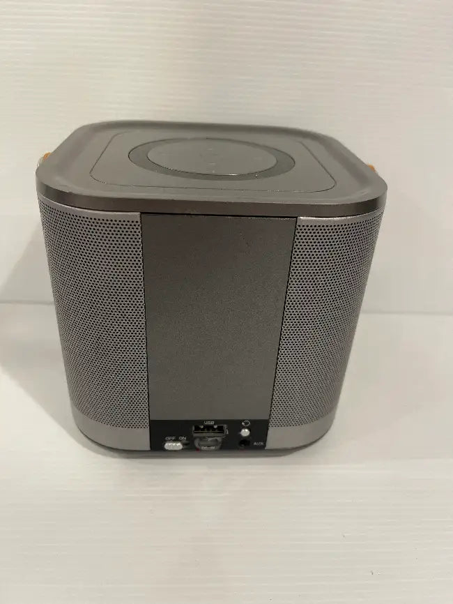 Bluetooth Onyx Maestro Speaker Ex Demo<br><b style="color: #03236a;">JBAU849</b><br><b style="color: #03236a;">RRP $199</b>